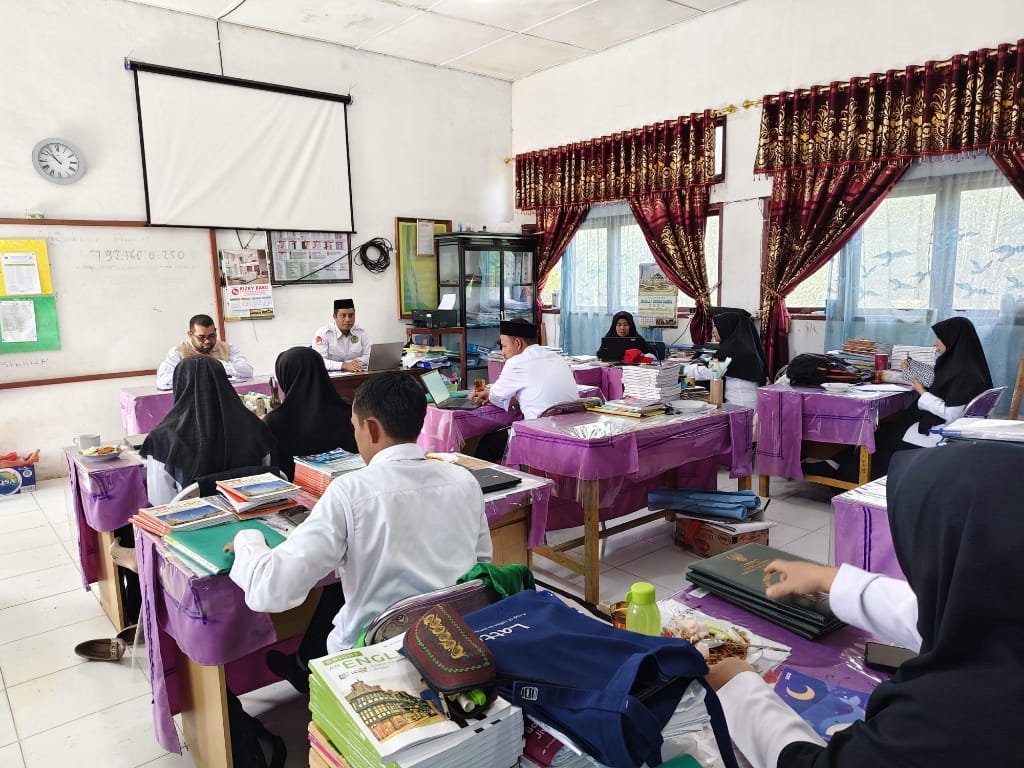 Madrasah Gelar Rapat Koordinasi: Panitia PMB, Tim Supervisi, dan Pengawas Kewirausahaan Resmi Terbentuk