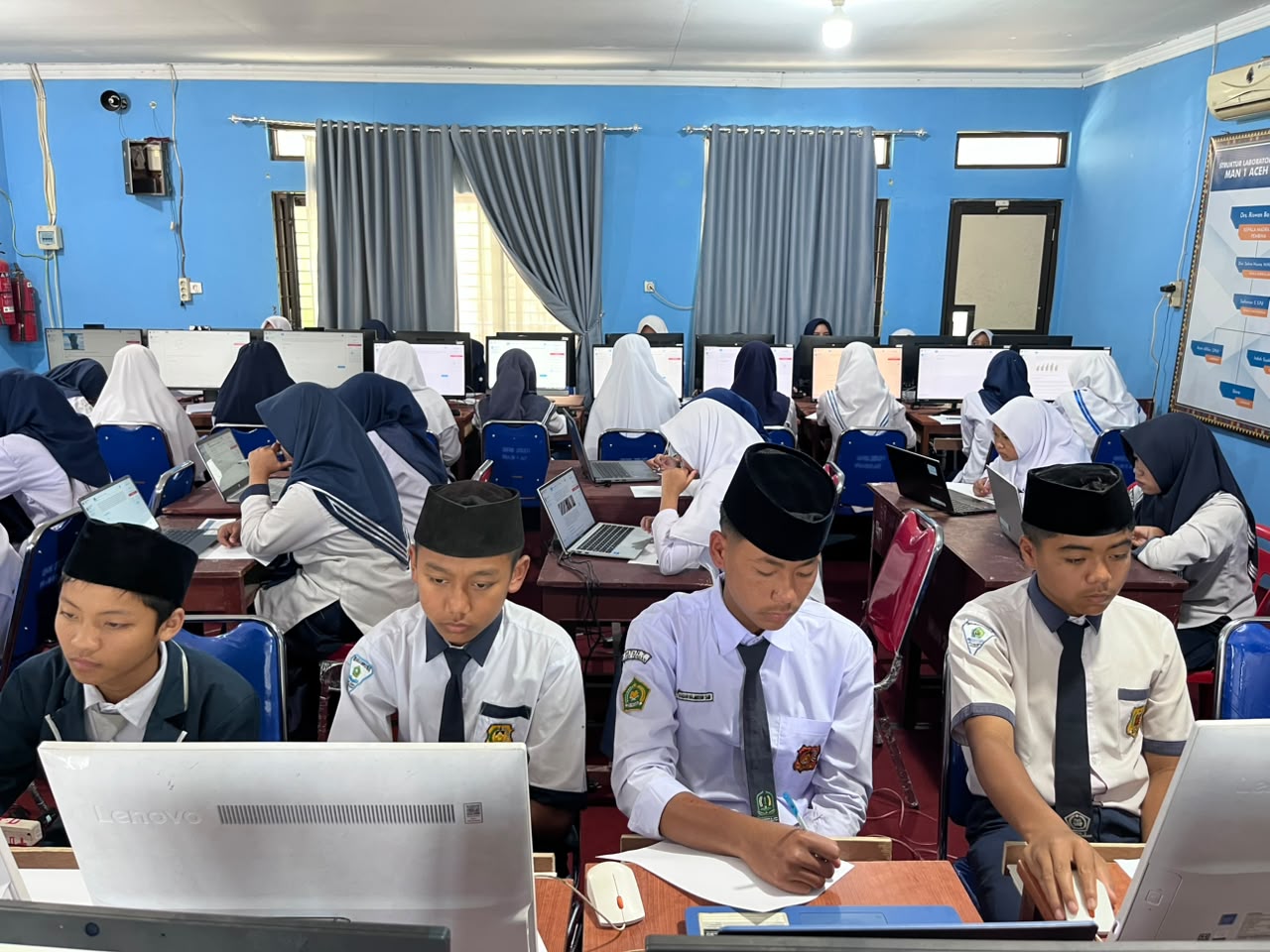 Enam Siswa MTsN 7 Aceh Tengah Tantang Kemampuan di Olimpiade Madrasah Indonesia 2026