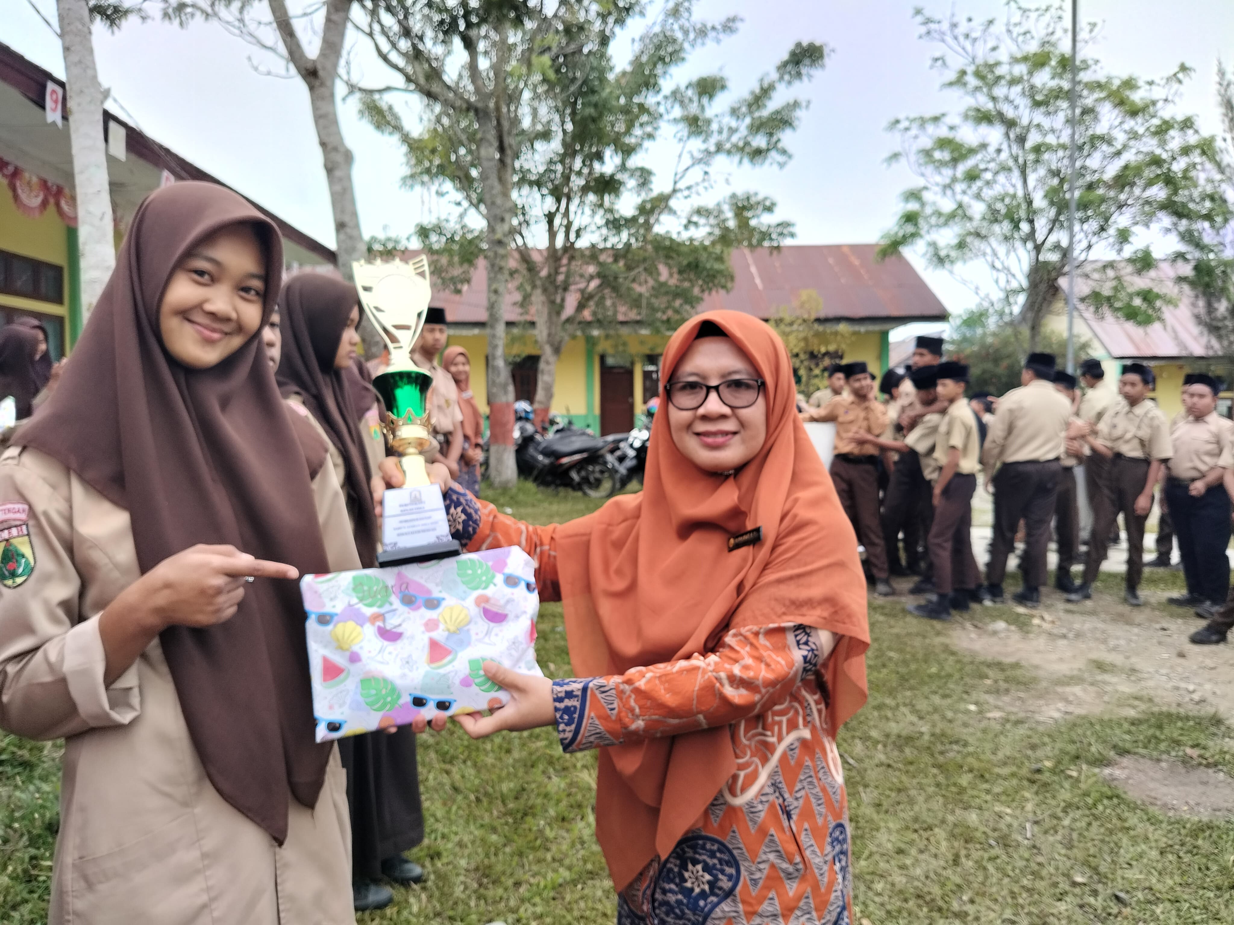 Pembagian Hadiah
